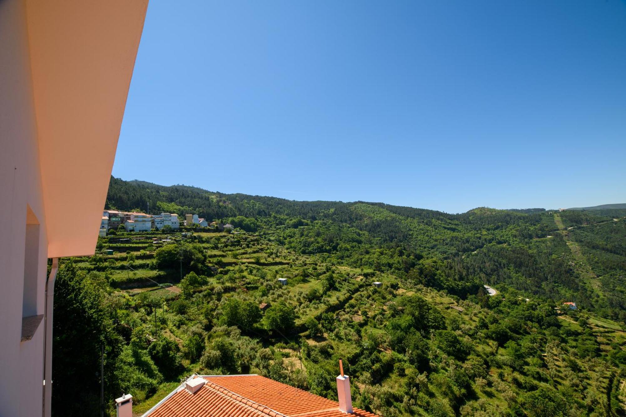 Casa Do Beco - Fabulous 3 Bedroom House With An Office, Seia, Serra Da Estrela Lapa dos Dinheiros Εξωτερικό φωτογραφία